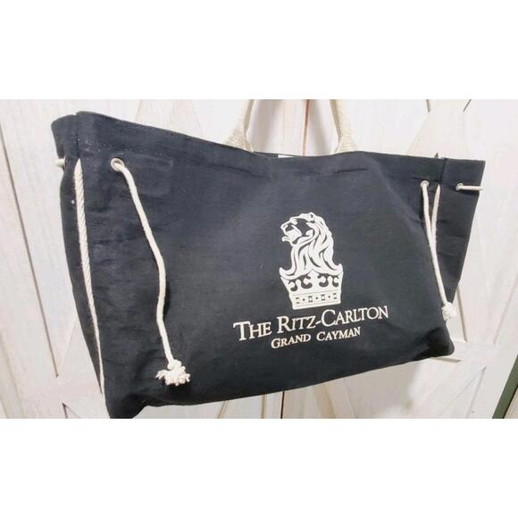 The Ritz-Carlton Grand Cayman Tote Bag Black Canvas Rope Handle Beach Hotel - Picture 2 of 7